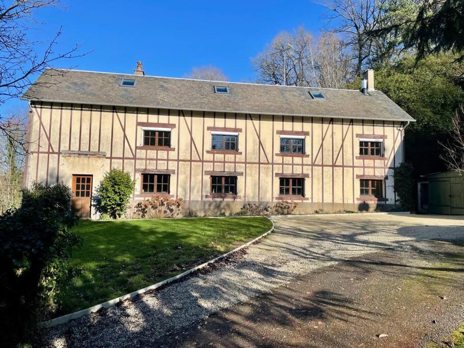 Вилла Le Vaussourdet Донфрон Экстерьер фото